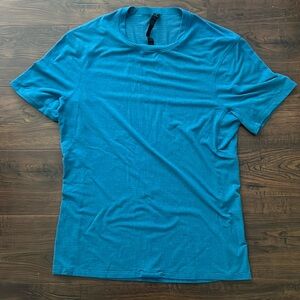 Lululemon Short Sleeve T-shirt - Teal - XS